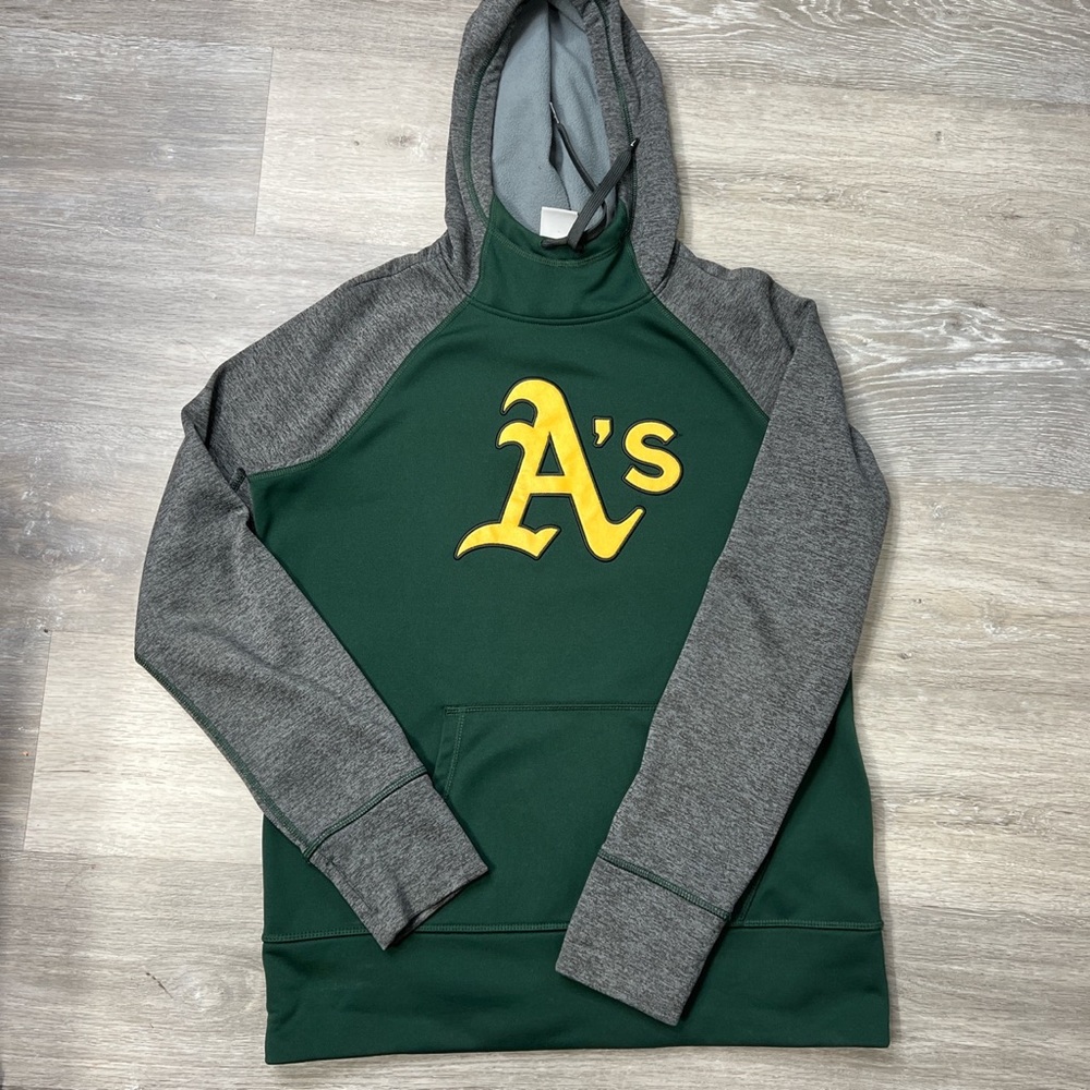 Nike Oakland A’s pullover
